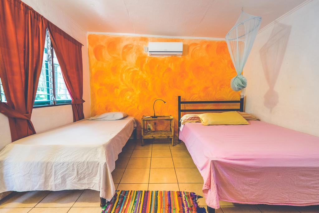 Pura Vida Hostel Tamarindo Ngoại thất bức ảnh