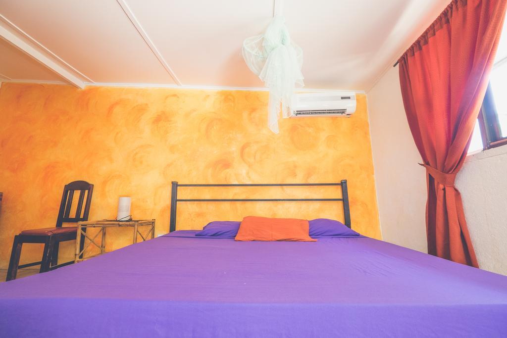 Pura Vida Hostel Tamarindo Ngoại thất bức ảnh