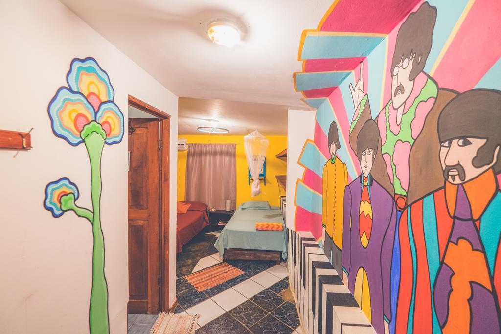 Pura Vida Hostel Tamarindo Ngoại thất bức ảnh