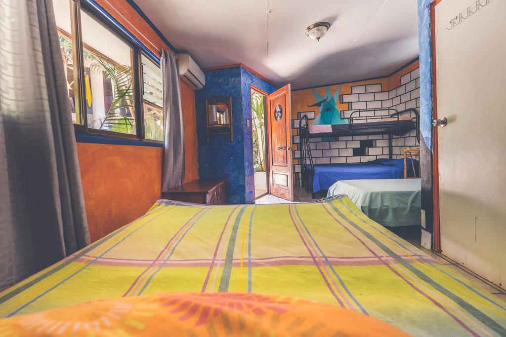 Pura Vida Hostel Tamarindo Ngoại thất bức ảnh