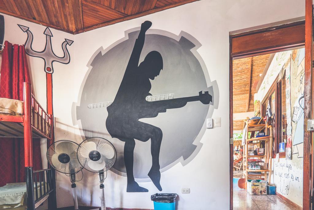 Pura Vida Hostel Tamarindo Ngoại thất bức ảnh