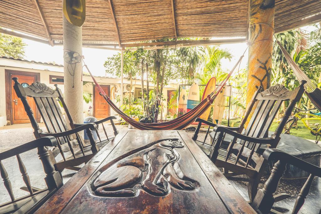 Pura Vida Hostel Tamarindo Ngoại thất bức ảnh