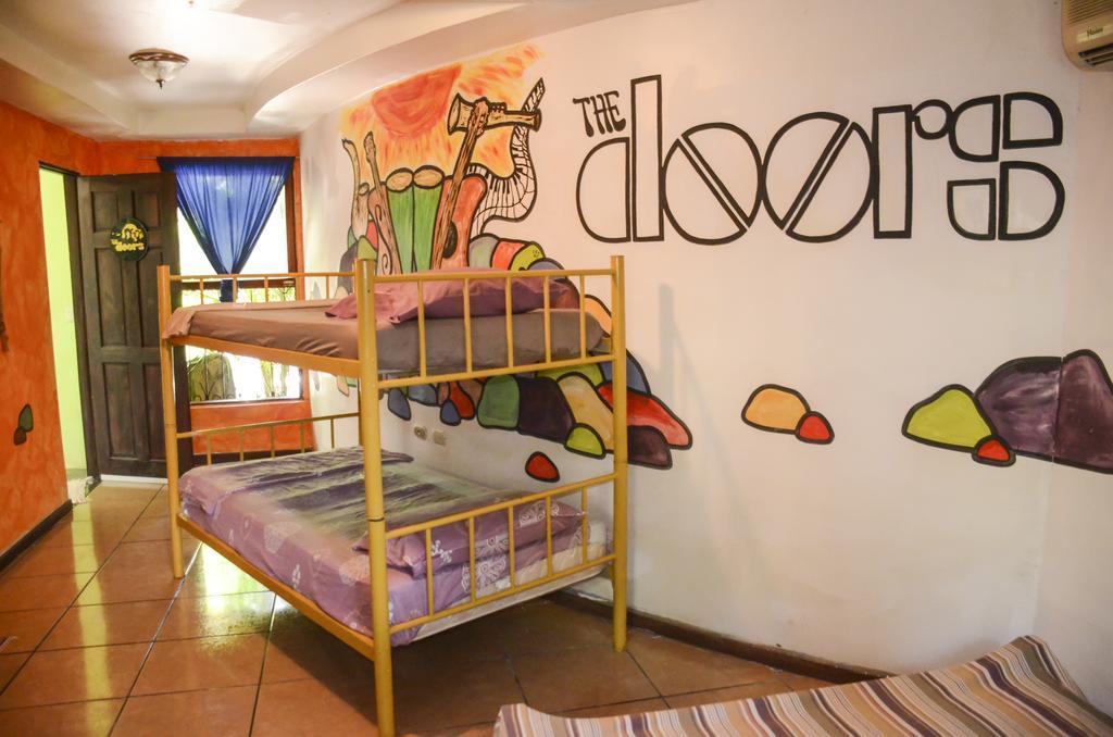 Pura Vida Hostel Tamarindo Ngoại thất bức ảnh