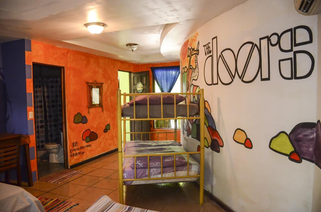Pura Vida Hostel Tamarindo Ngoại thất bức ảnh