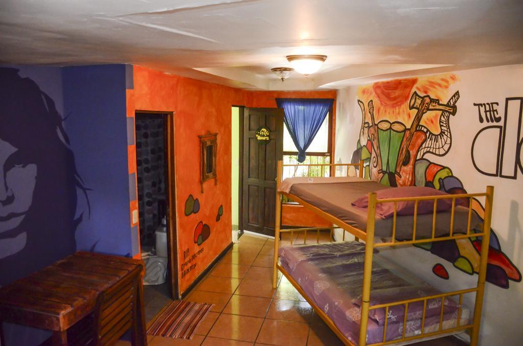 Pura Vida Hostel Tamarindo Ngoại thất bức ảnh
